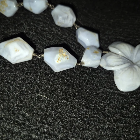 Multicolor Beaded Necklace Set - Picture 7 of 9